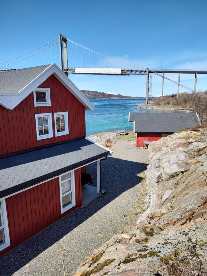 Tjeldsundbrua Overnatting - Sjohus1 Evenskjer エクステリア 写真