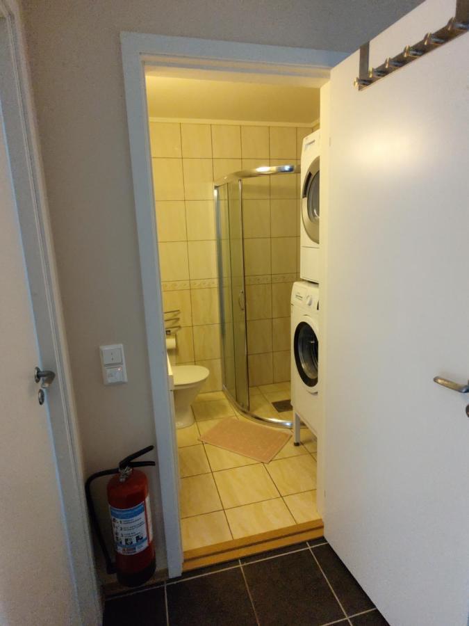 Tjeldsundbrua Overnatting - Sjohus1 Evenskjer エクステリア 写真